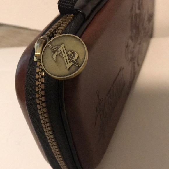 Zelda Nintendo Switch case - Picture 2 of 5